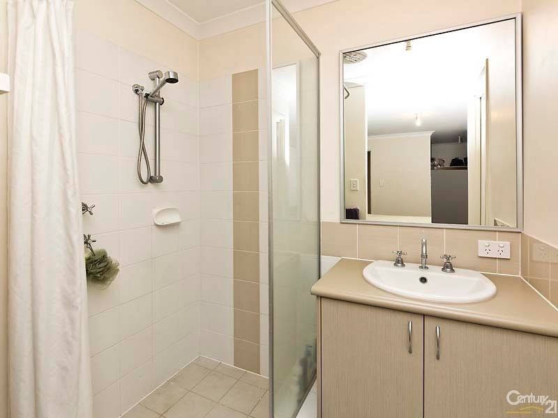 15 Bentham Turn, Banksia Grove WA 6031