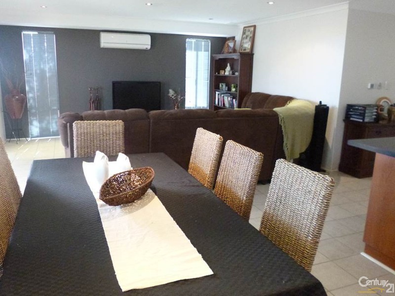 2 Smeaton lane, Carramar WA 6031