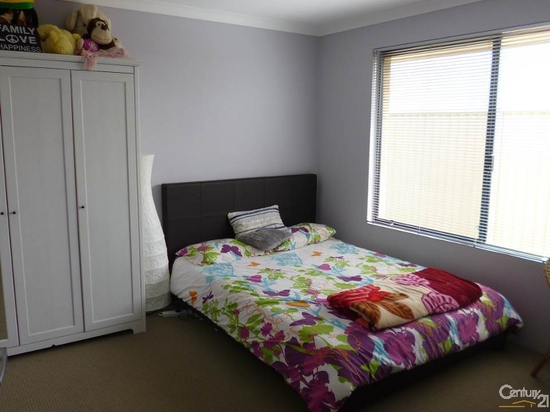 42 Shipmaster Avenue, Alkimos WA 6038