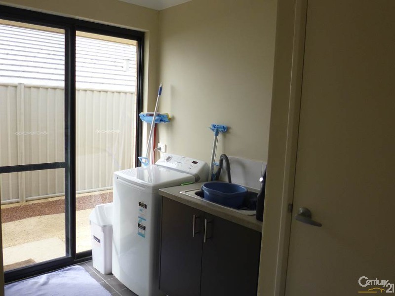 42 Shipmaster Avenue, Alkimos WA 6038