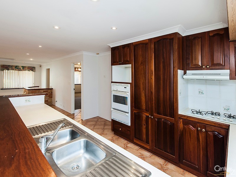 6 Straitsman Way, Currambine WA 6028