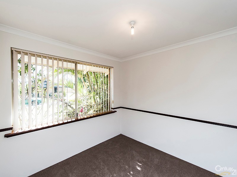 6 Straitsman Way, Currambine WA 6028