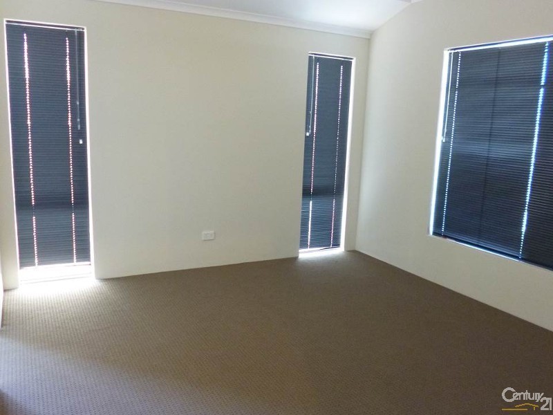 2 Crowned Way, Alkimos WA 6038