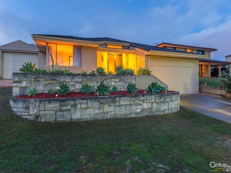 14 Halcyon Place, Ocean Reef WA 6027