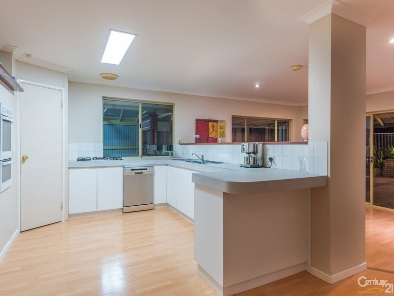 14 Halcyon Place, Ocean Reef WA 6027