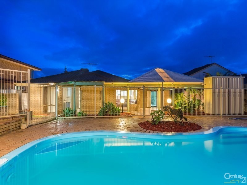 14 Halcyon Place, Ocean Reef WA 6027