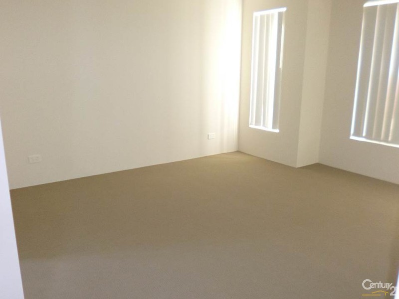 21 Chesham Rise, Alkimos WA 6038