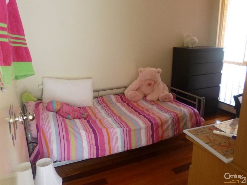 6 Cumberland Way, Beldon WA 6027