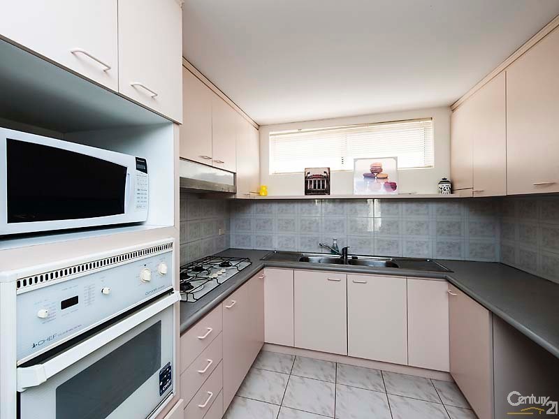 3/5 Spyglass Grove, Connolly WA 6027