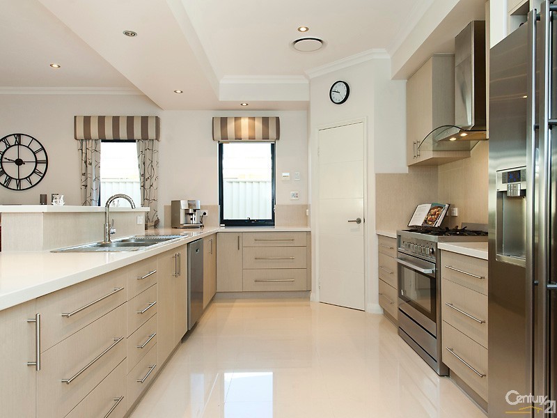 28 Kianga Crescent, Burns Beach WA 6028