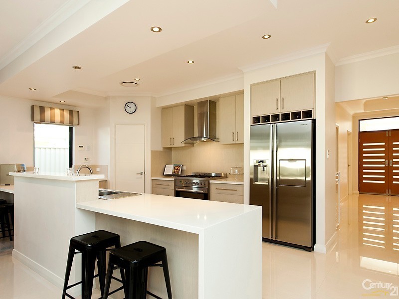 28 Kianga Crescent, Burns Beach WA 6028