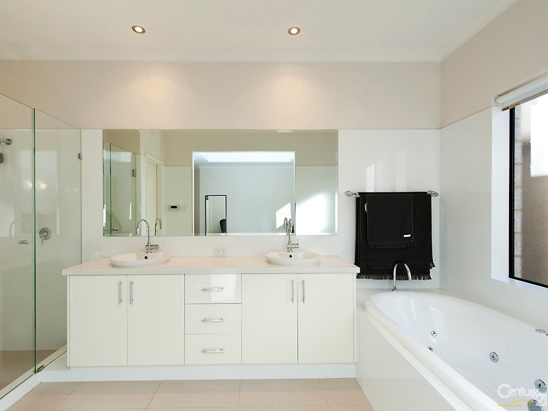 28 Kianga Crescent, Burns Beach WA 6028