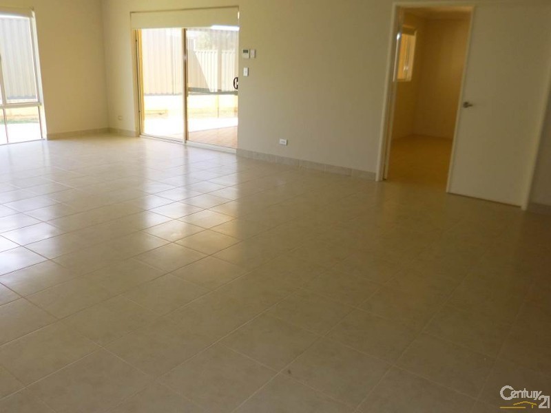 10 Kendal Turn, Alkimos WA 6038