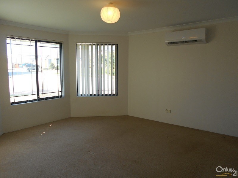 10 Fordwich Street, Butler WA 6036