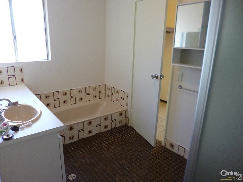 30 Channel Drive, Heathridge WA 6027