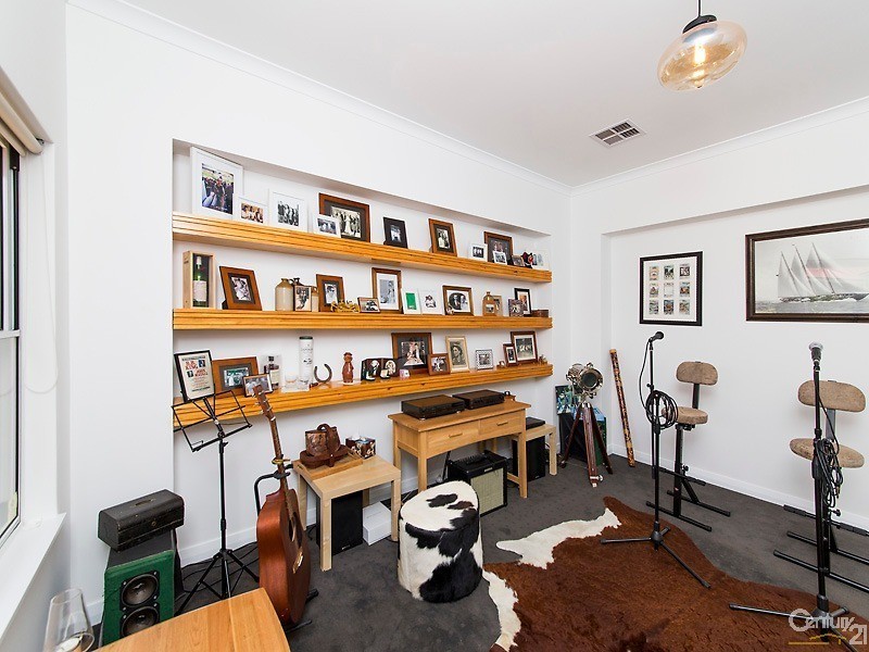 88 Fantail Crescent, Ellenbrook WA 6069