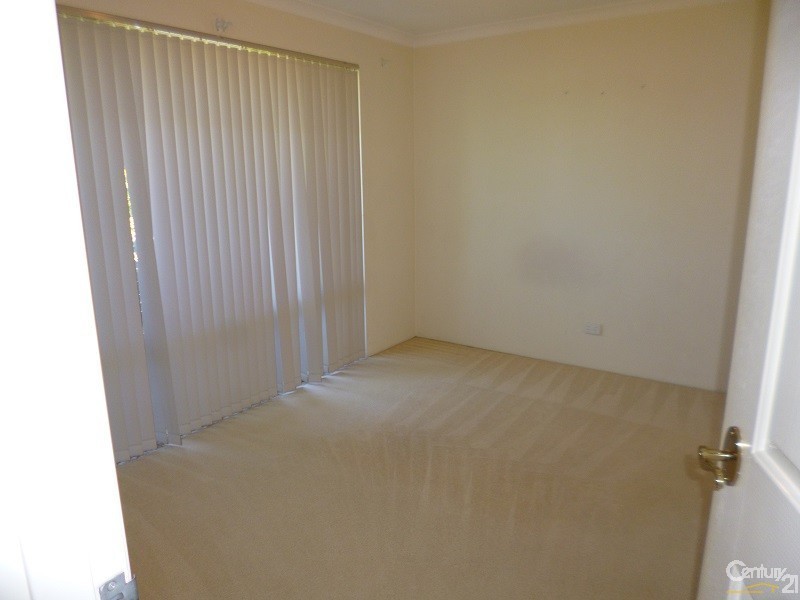 10 Keppoch Court, Kinross WA 6028