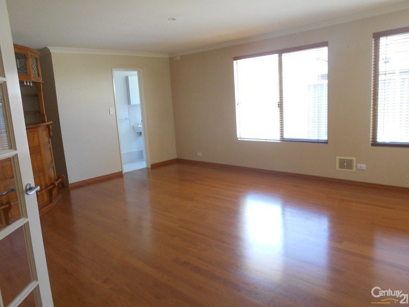 11 Bodensee Grove, Joondalup WA 6027