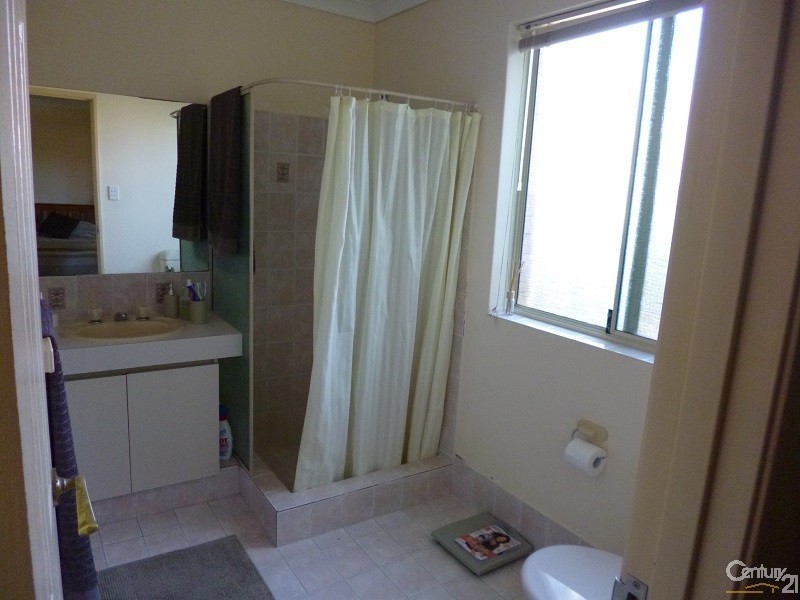 4 Galway Court, Mindarie WA 6030