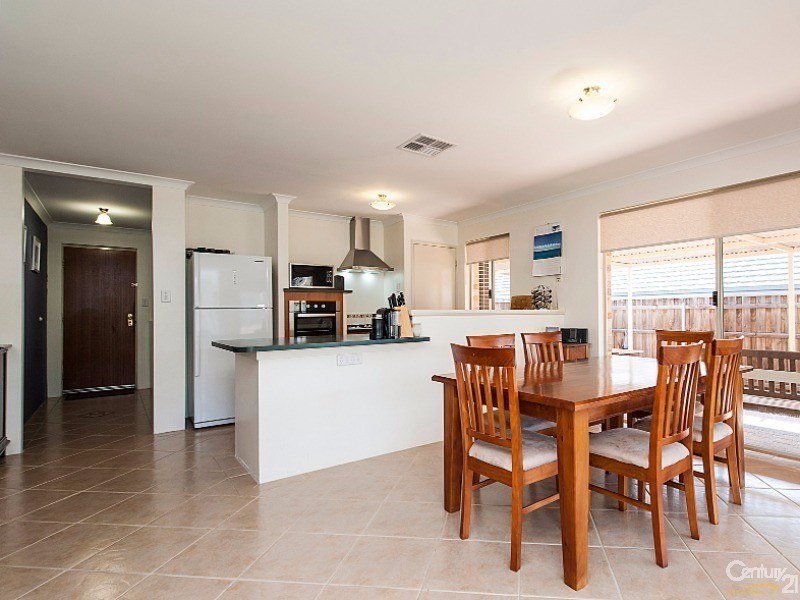 88 Pinegrove Drive, Ellenbrook WA 6069