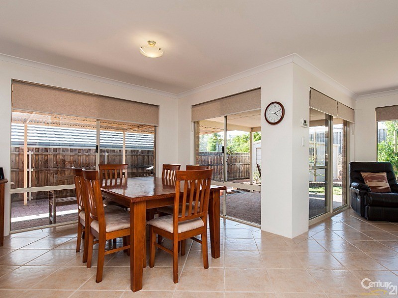 88 Pinegrove Drive, Ellenbrook WA 6069