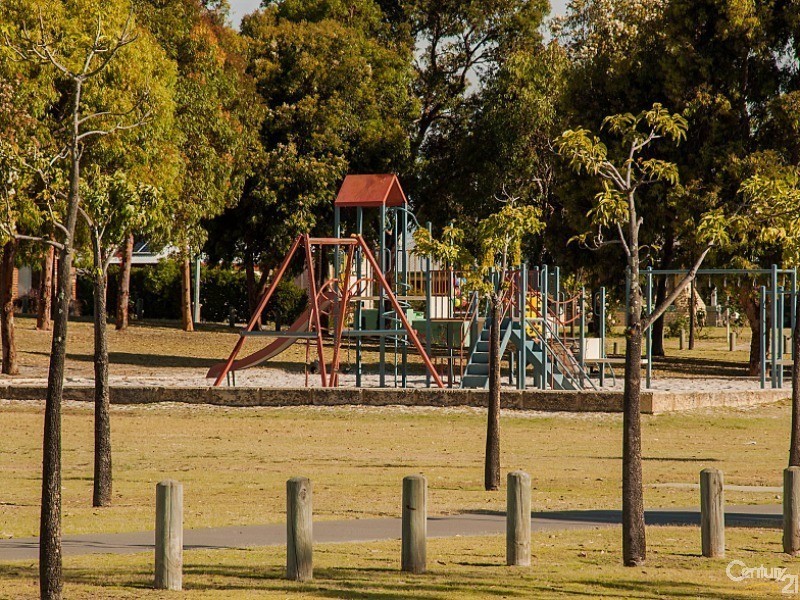 88 Pinegrove Drive, Ellenbrook WA 6069