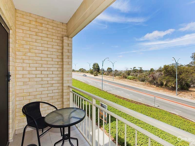 51B Lakeside Drive, Joondalup WA 6027