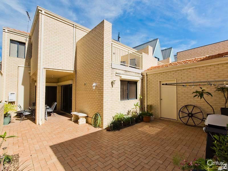 51B Lakeside Drive, Joondalup WA 6027