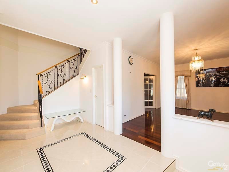 19 Carlton Turn, Currambine WA 6028