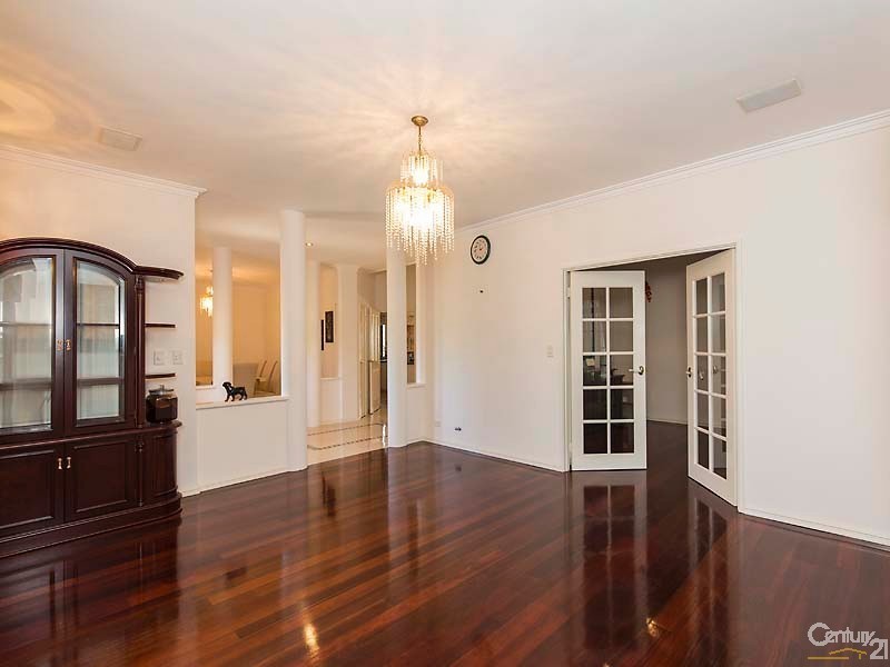 19 Carlton Turn, Currambine WA 6028
