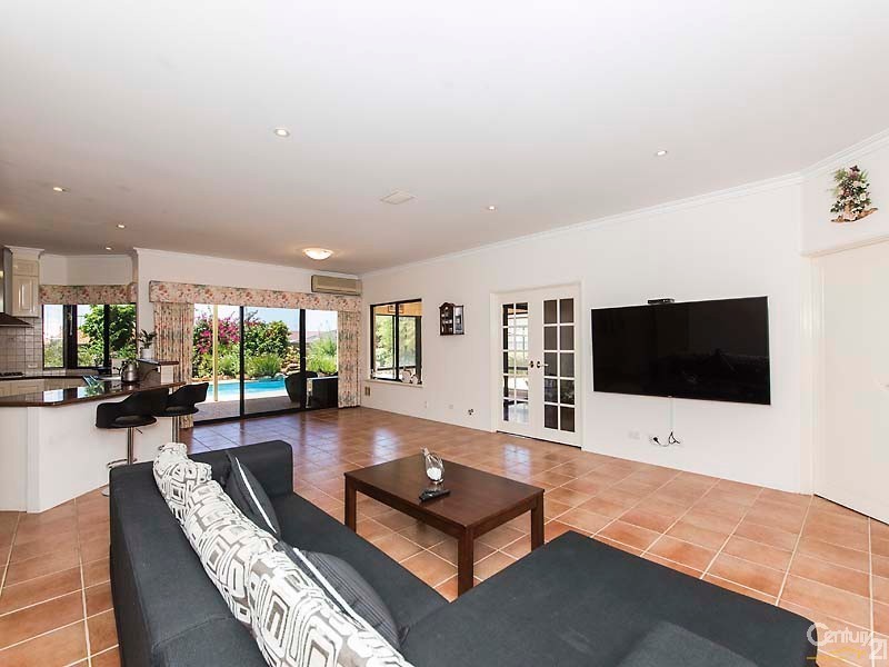 19 Carlton Turn, Currambine WA 6028