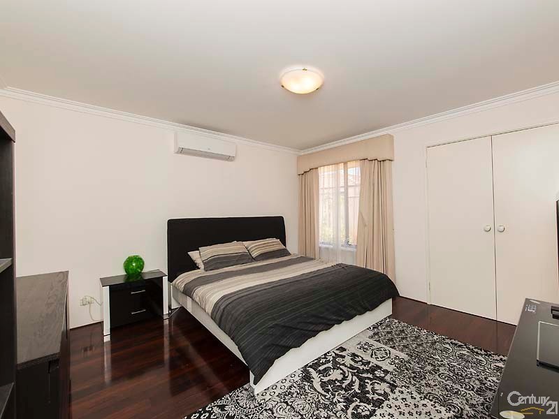 19 Carlton Turn, Currambine WA 6028