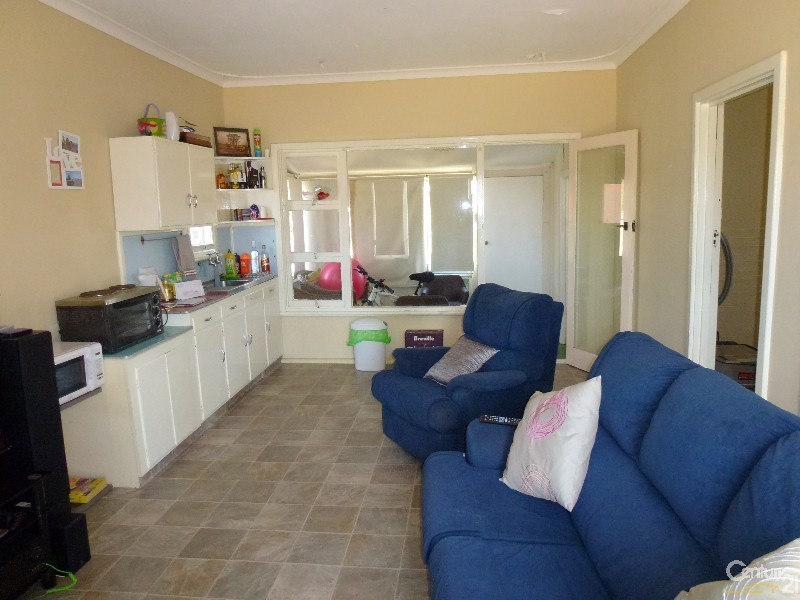9 Laurel Street, Mullaloo WA 6027