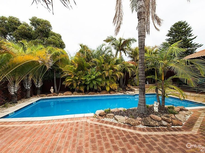 9 Eastwood Way, Hamersley WA 6022