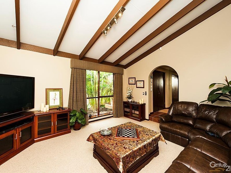 9 Eastwood Way, Hamersley WA 6022