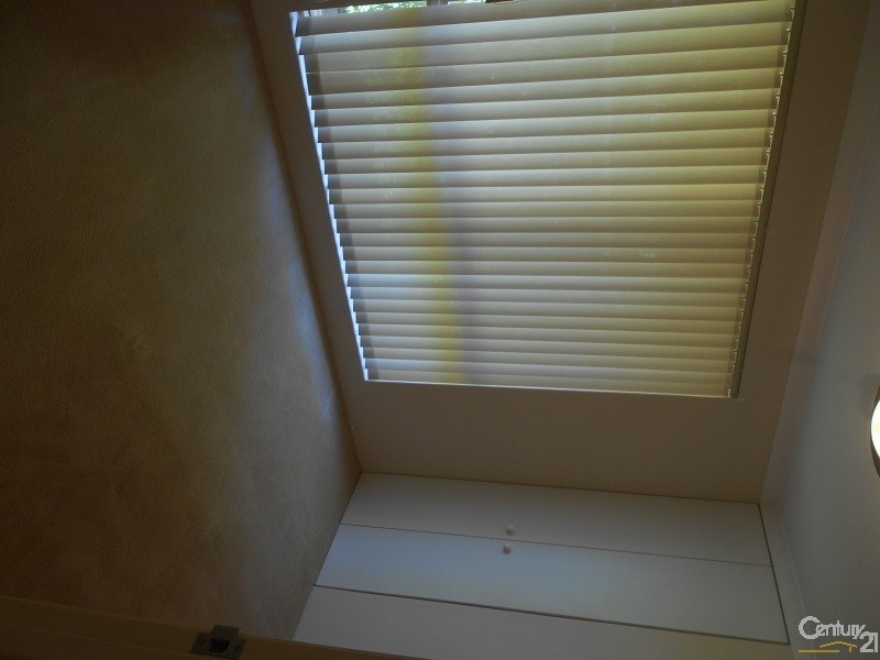 4 Yarra Court, Carramar WA 6031