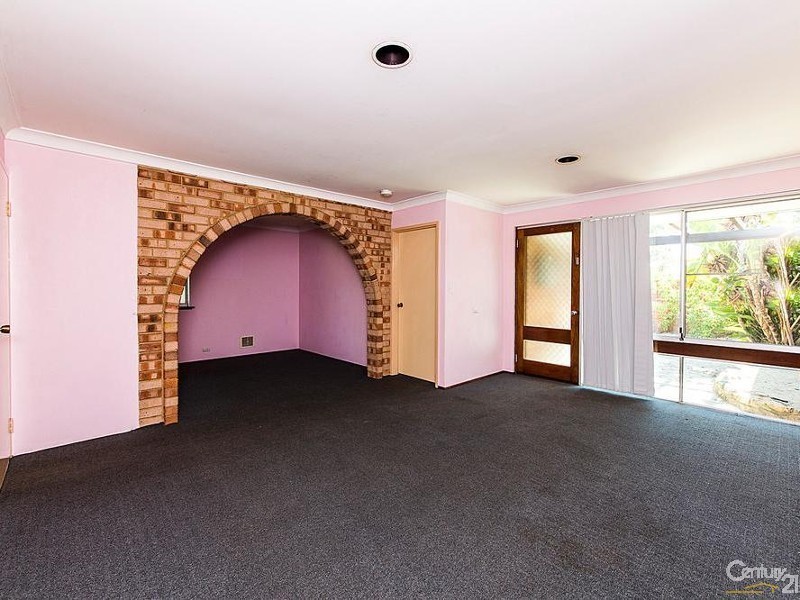 27B Camberwarra Drive, Craigie WA 6025