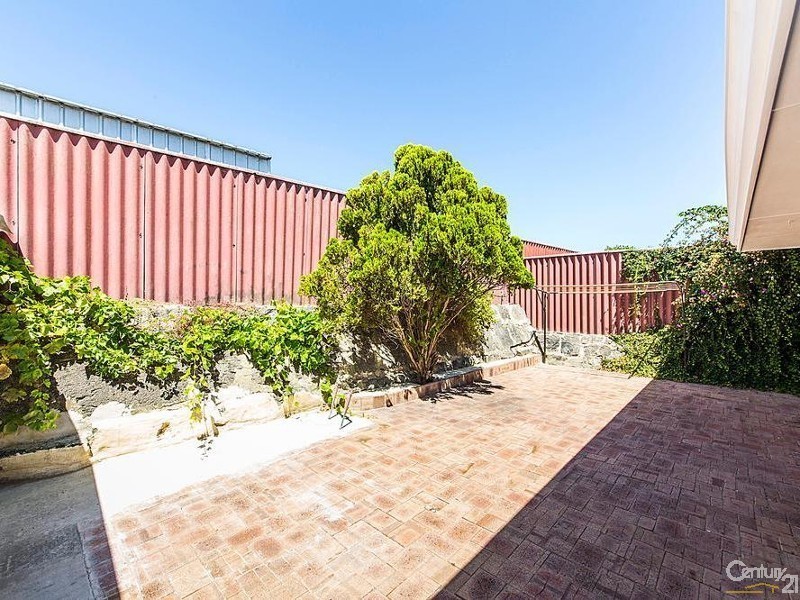 27B Camberwarra Drive, Craigie WA 6025