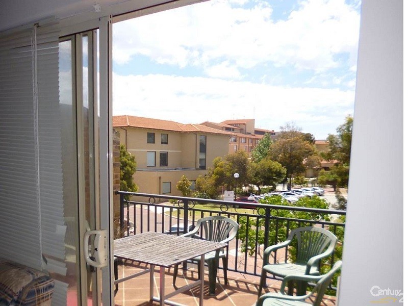 33/101 Grand Boulevard, Joondalup WA 6027
