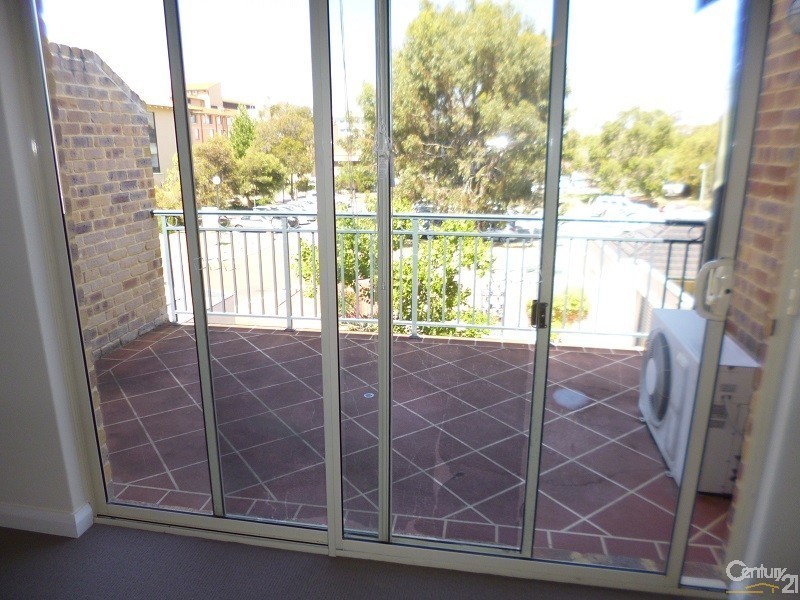 33/101 Grand Boulevard, Joondalup WA 6027