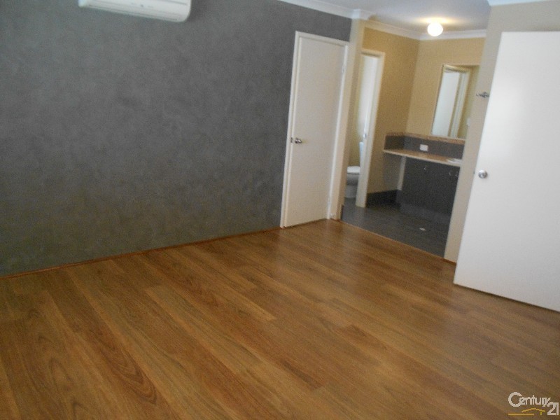 24 Carbine Loop, Banksia Grove WA 6031