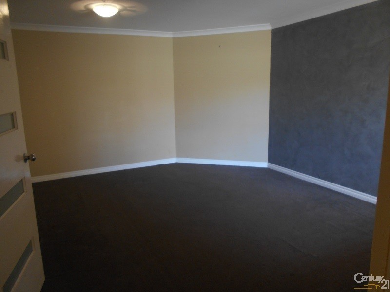 24 Carbine Loop, Banksia Grove WA 6031