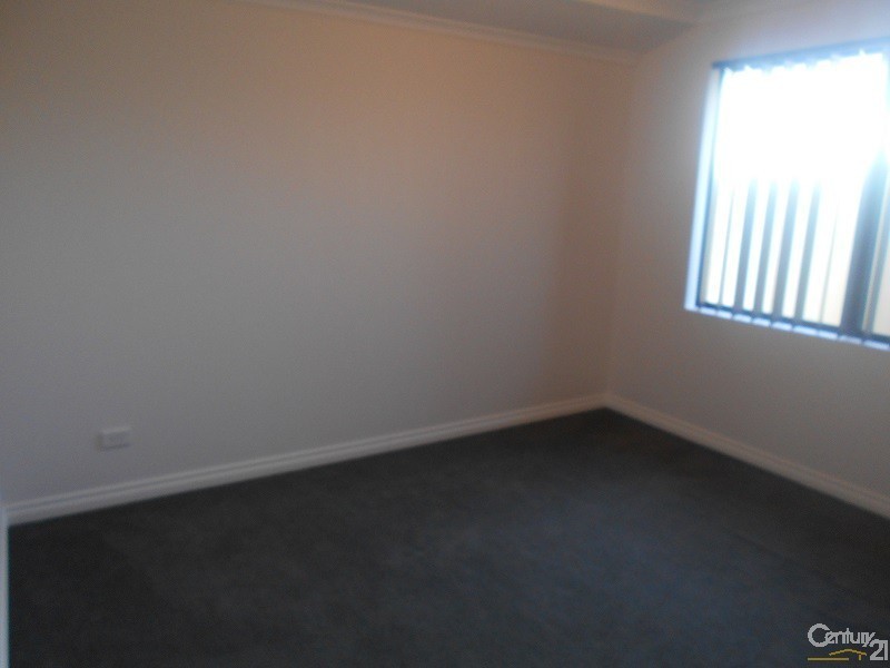24 Carbine Loop, Banksia Grove WA 6031