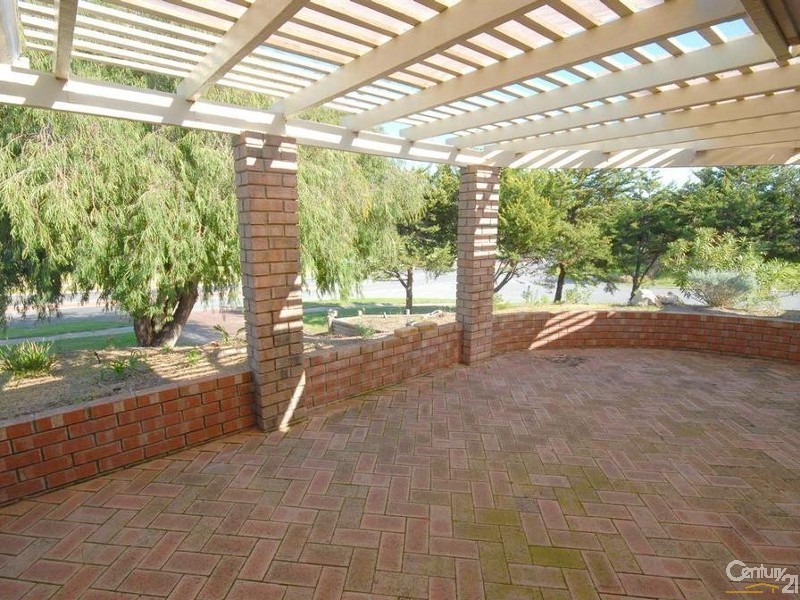 37 Prince Regent Drive, Heathridge WA 6027