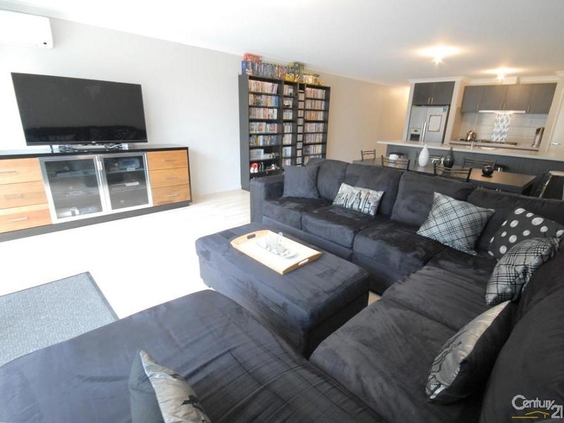 53 Ulverston Way, Butler WA 6036