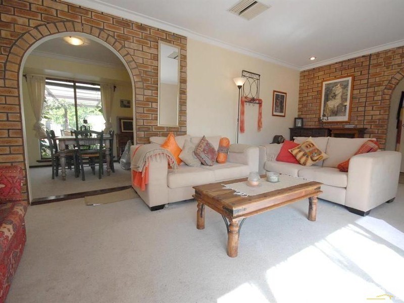 176 Blackall Drive, Greenwood WA 6024