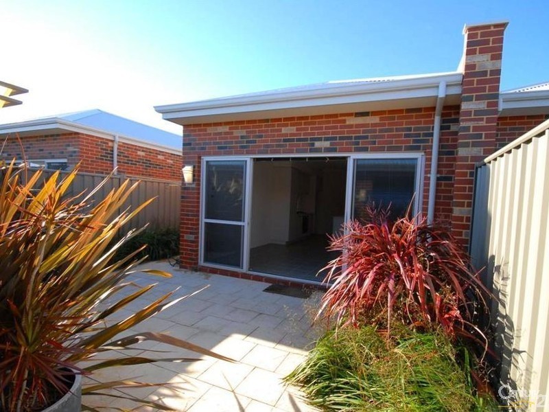 14B Dania Way, Butler WA 6036