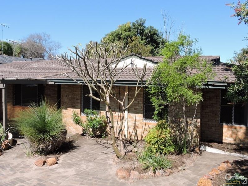 34 Dandaloo Cr, Wanneroo WA 6065