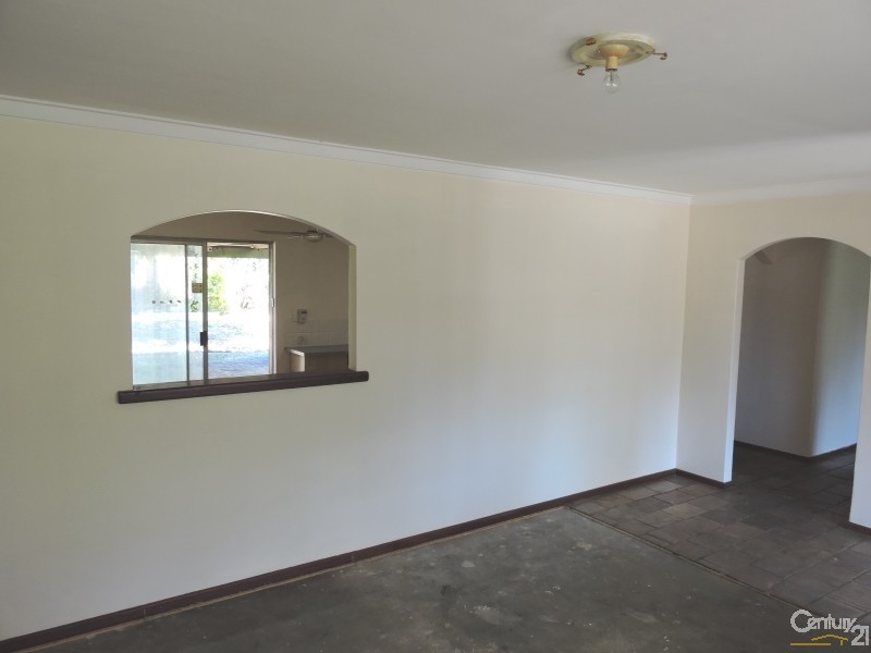 34 Dandaloo Cr, Wanneroo WA 6065