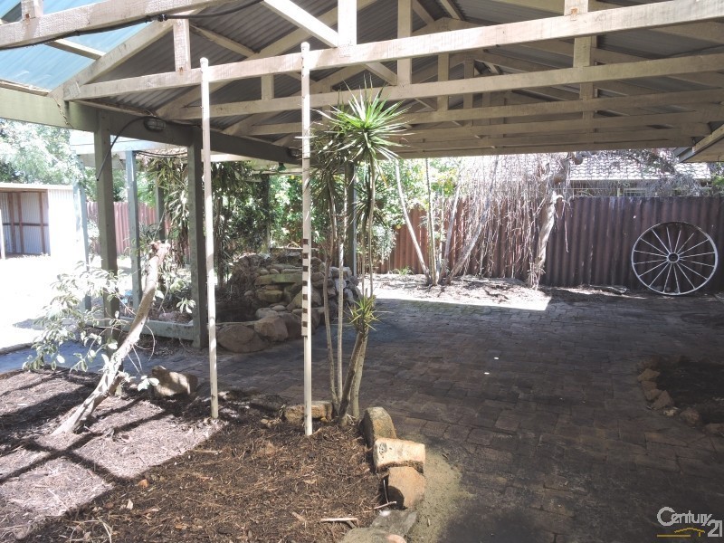 34 Dandaloo Cr, Wanneroo WA 6065